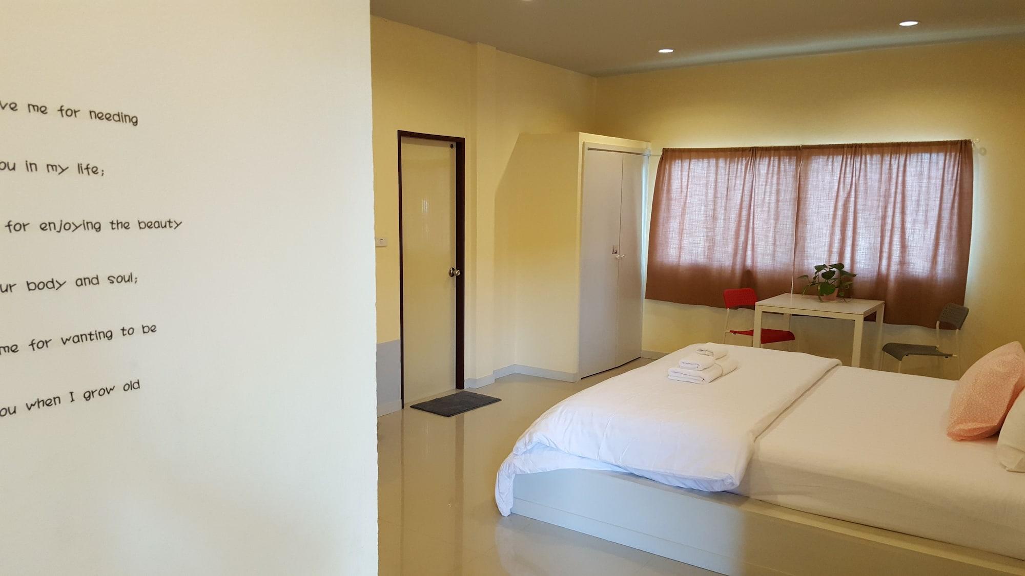 Juntima Place At Amphawa Exterior photo